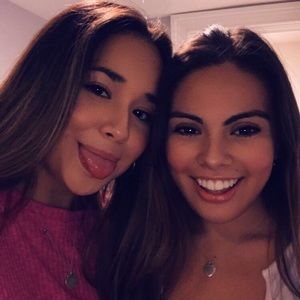 Meet your Posher, Fatima